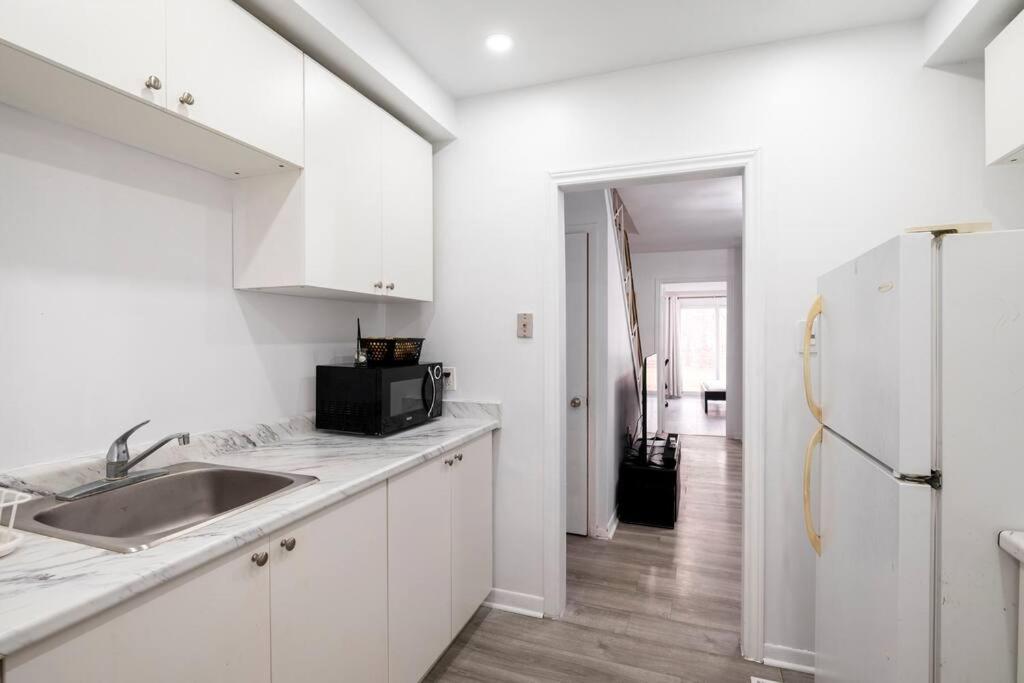 Harmony Home Near University Of Ватерлоо Экстерьер фото