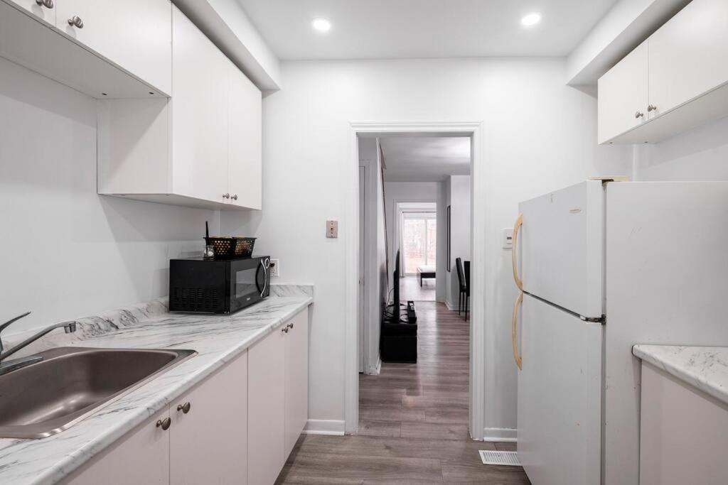 Harmony Home Near University Of Ватерлоо Экстерьер фото