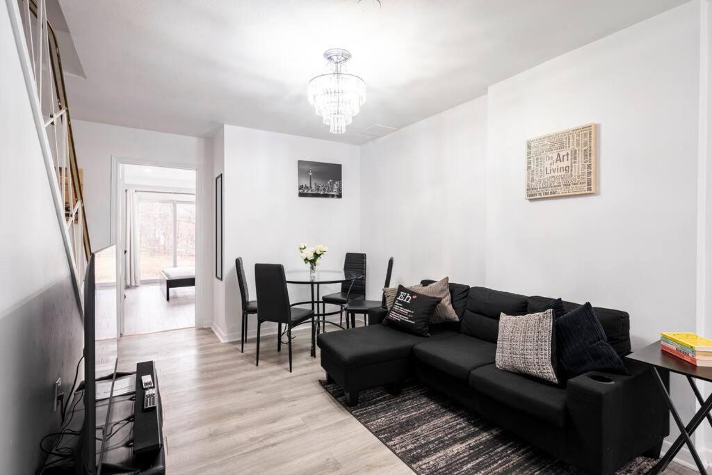 Harmony Home Near University Of Ватерлоо Экстерьер фото